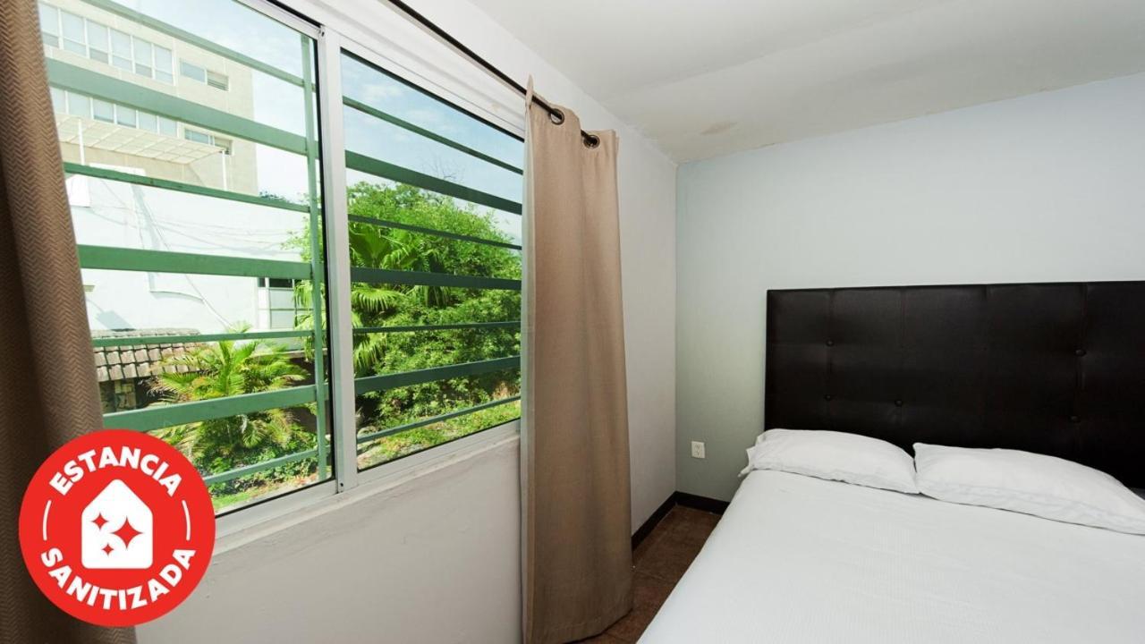 Econosuites Monterrey Exterior foto